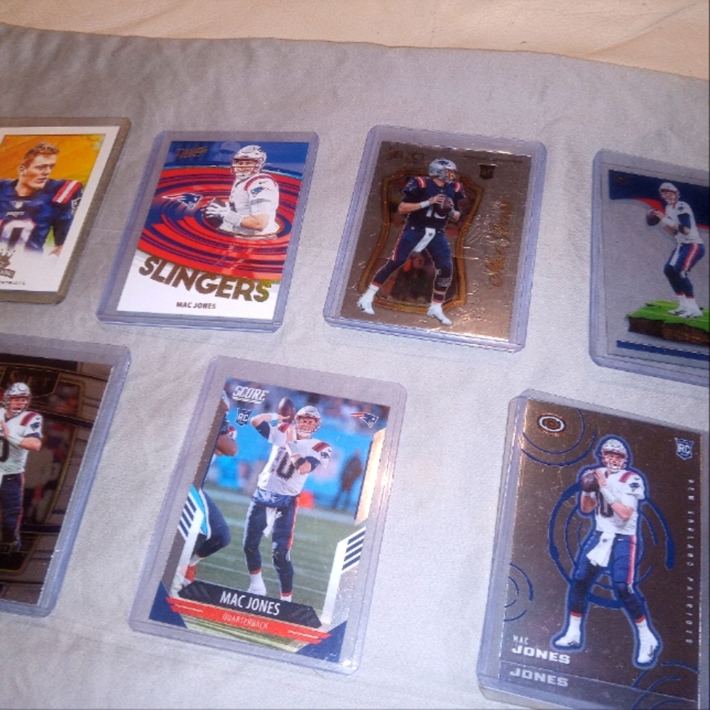 Mac Jones lot trading cards